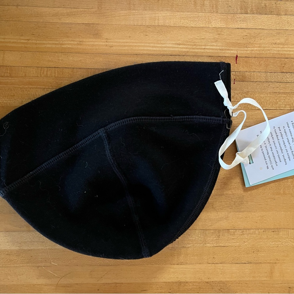 Ibex Shak Merino Wool Beanie Black Ponti Knit | One Size - Picture 5 of 5